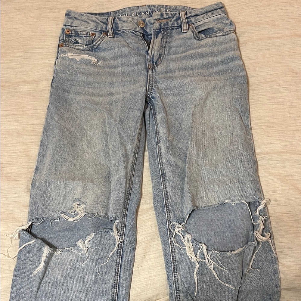 American Eagle Outfitters Women's Light Blue Distressed Boyfriend Jeans